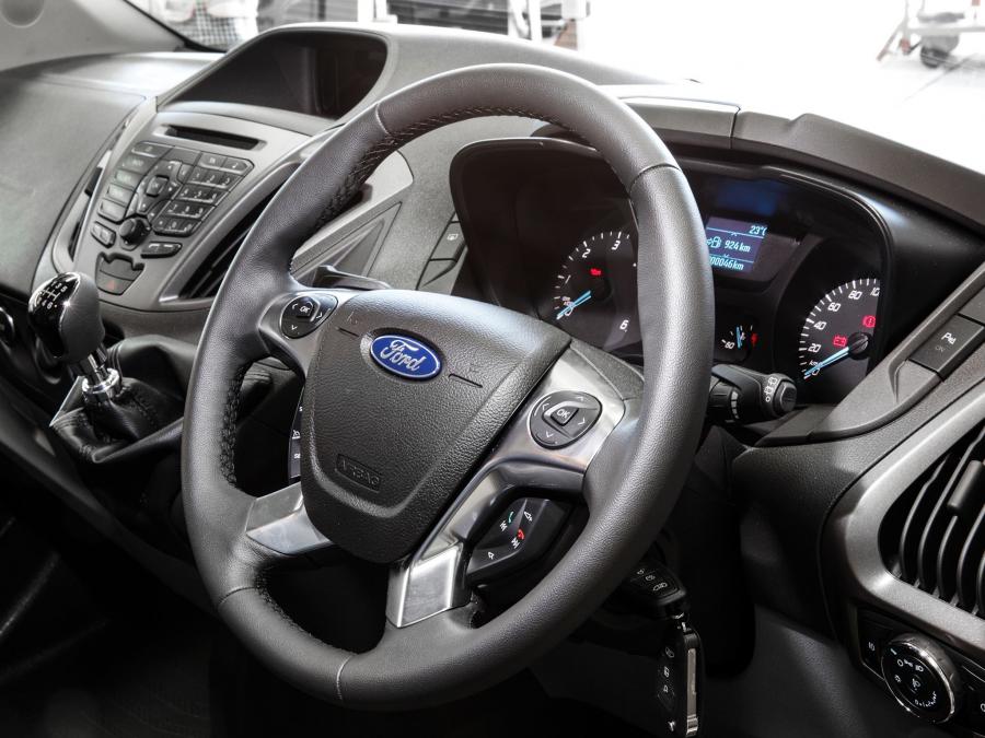 Панель приборов Ford Transit Custom 2014 года  (AU) (фото 14 из 23)